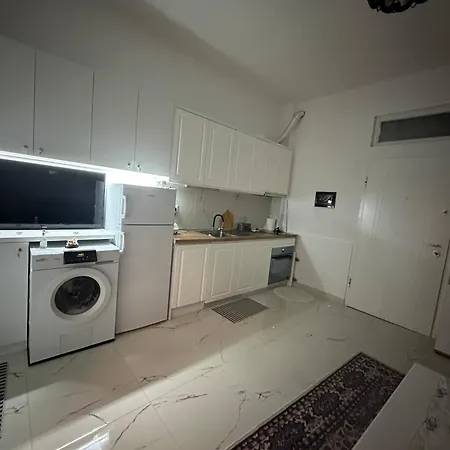 Ori-apartament Albania * Golem (Tirana)