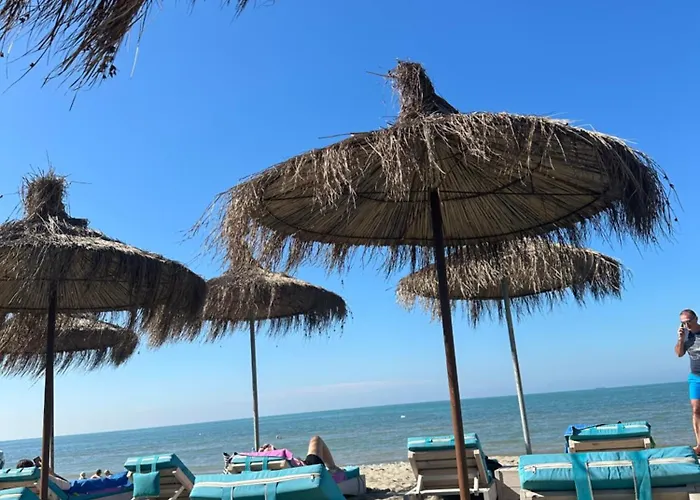 Ori-apartament Albania * Golem (Tirana)